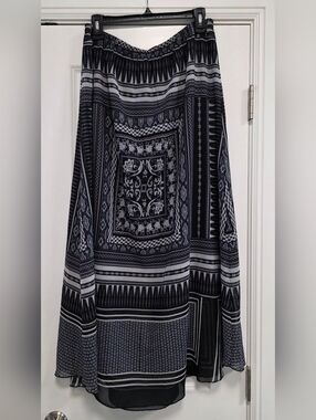 One World Large Black & White Patterned Maxi Skirt